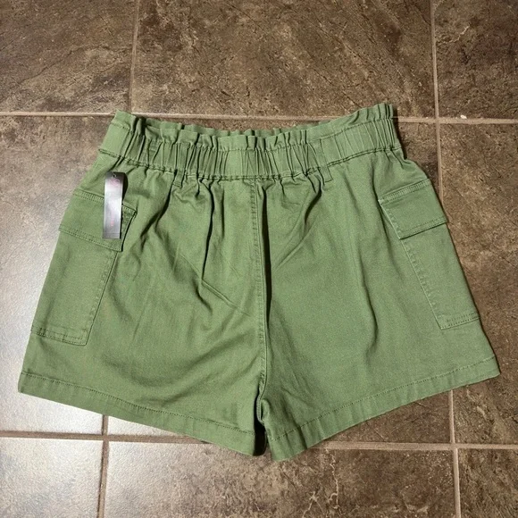 CARGO SHORTS - Picture 3 of 7